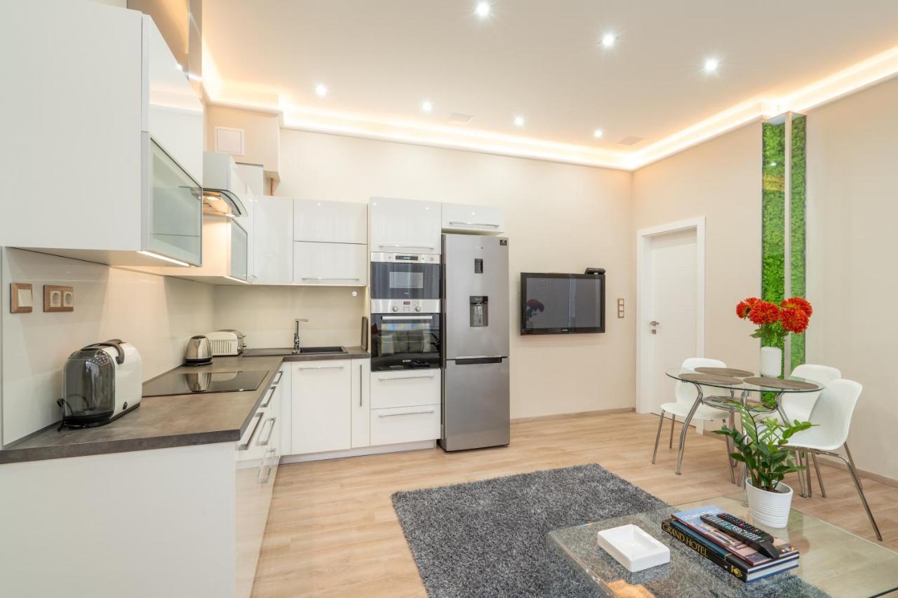 Modern, Quiet & Cozy Apartment In The Middle Of Downtown Near Danube At Fashion Street Budapest Exterior foto